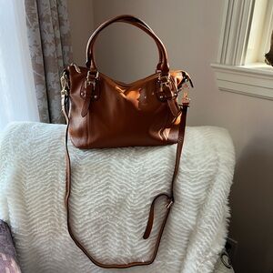 Elegant Tan Leather Handbag